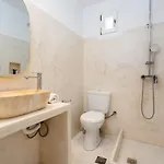 Celestial Seaview Apartments-thiseas דירה *