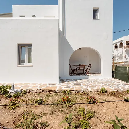 Celestial Seaview Apartments-thiseas Naxos City